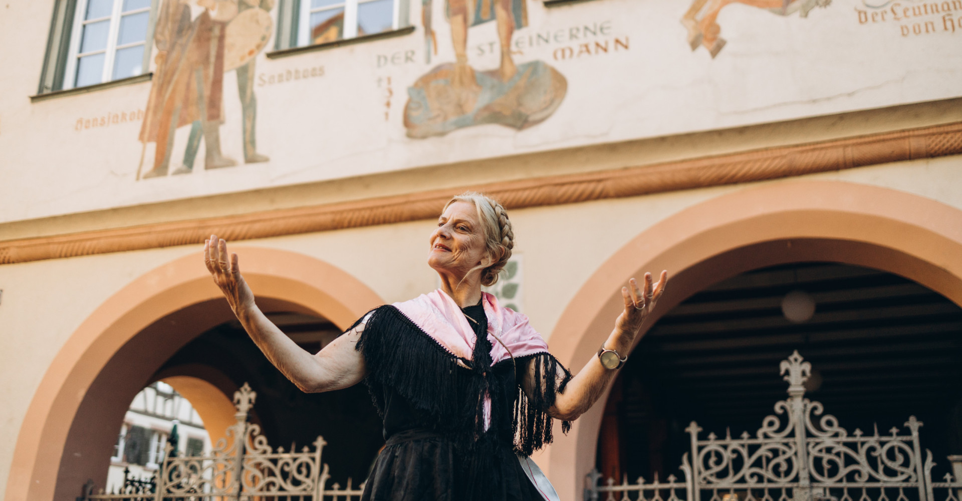 Landhebamme Sophie in Haslach am Rathaus