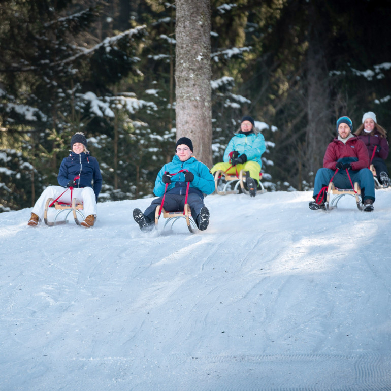 EINFACH UND SCHNELL RUNTERKOMMEN