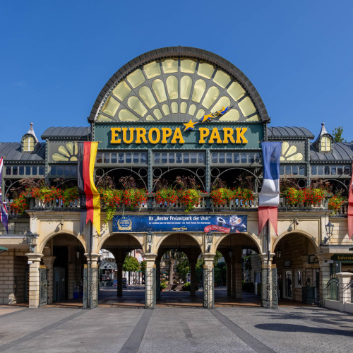 Europapark Saisonstart 2026 – mit neuem Café von Sally