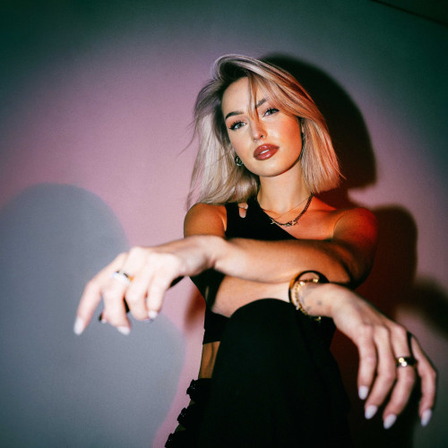 Die Schöne und der Beat