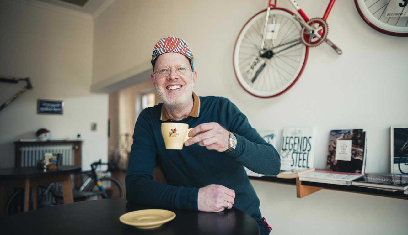 Der Barista Martin Allmendinger bei einer Tasse Kaffee