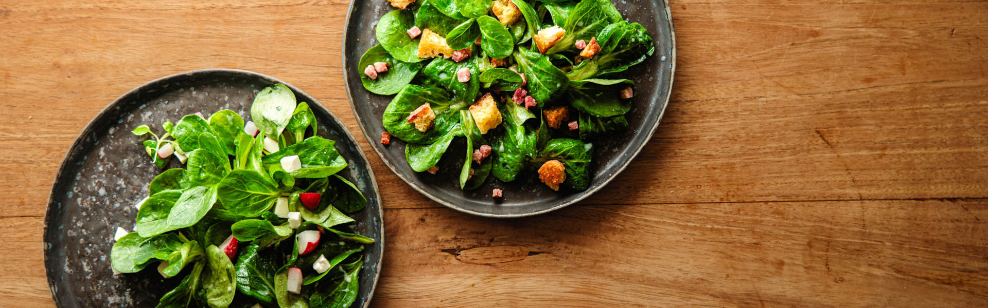Feldsalat mit Speck und Kracherle richtig gemacht